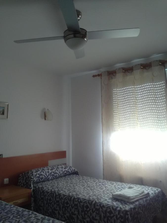 Nuévalos Hostal Restaurante El Cazador מראה חיצוני תמונה